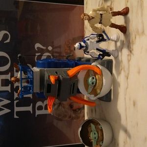 Star wars Aw-4 , the mandalorian, baby Yoda or the child or grogu and ob-wan aw4